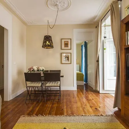 Remodeled Historic In Bairro Alto Apartament *