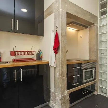 아파트 Remodeled Historic In Bairro Alto 리스본