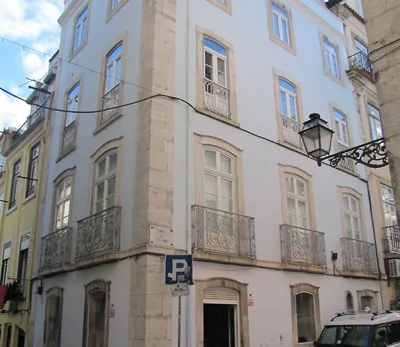 Remodeled Historic In Bairro Alto Lejlighed