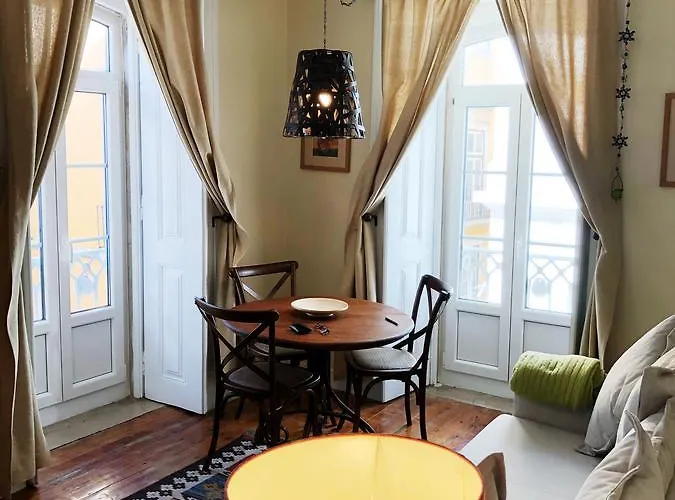 Remodeled Historic In Bairro Alto * Lisboa