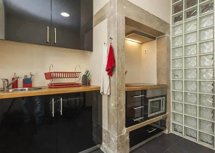 Apartamento Remodeled Historic In Bairro Alto Lisboa