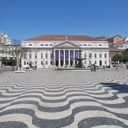 Appartamento Remodeled Historic In Bairro Alto Lisbona