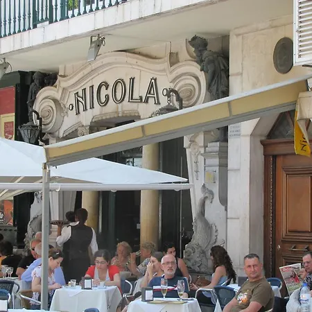 Remodeled Historic In Bairro Alto Appartamento Lisbona