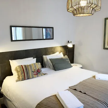 Appartamento Remodeled Historic In Bairro Alto Lisbona