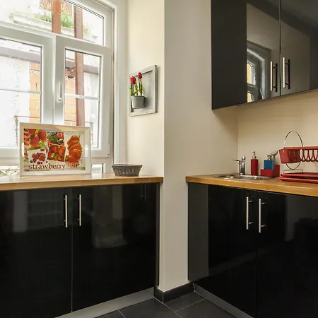 Remodeled Historic In Bairro Alto Lisboa